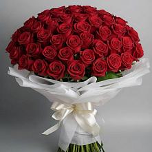 Букет 101 Красная роза Блэк Мэджик в Кевсале