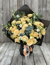 Букет цветов из:  Розы и Лизиантусы #REPLACE_PRED# Кевсале