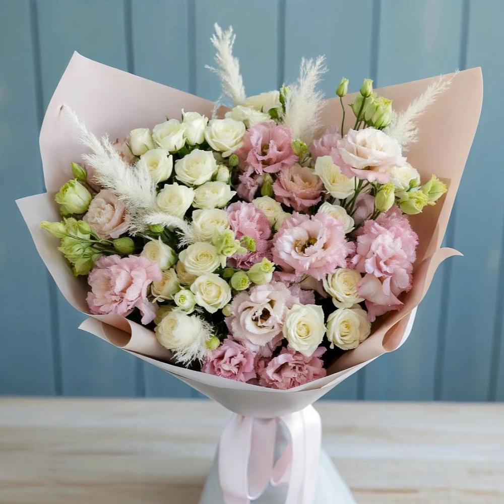 Букет цветов из: Альстромерии и Розы в Кевсале