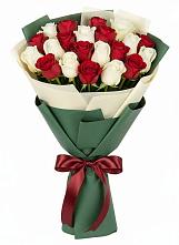 Букет Микс из красных и белых роз #REPLACE_PRED# Кевсале