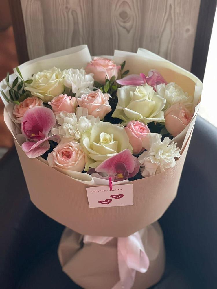 Букет цветов из: Орхидеи, Розы и Гвоздики в Кевсале