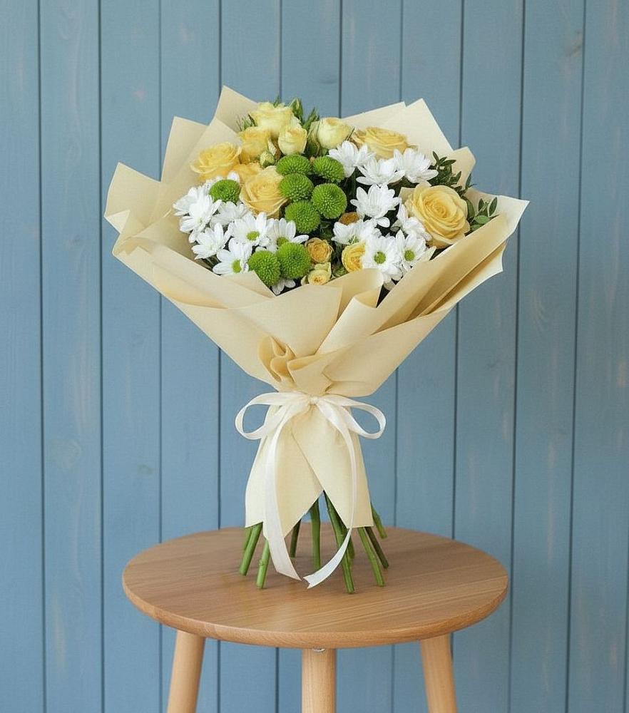 Букет цветов из: Хризантемы и Розы в Кевсале