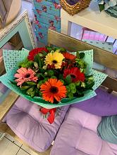Букет цветов из:  Герберы, Хризантемы и Альстромерии #REPLACE_PRED# Кевсале