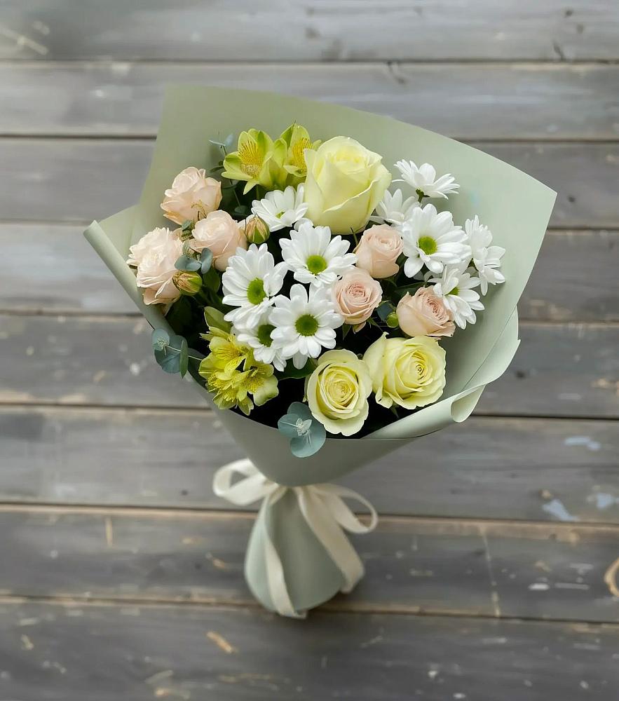 Букет цветов из: Альстромерии, Розы и Хризантемы в Кевсале