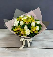 Букет цветов из:  Орхидеи и Розы в Кевсале