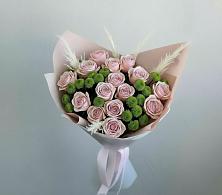 Букет цветов из:  Розы и Хризантемы в Кевсале