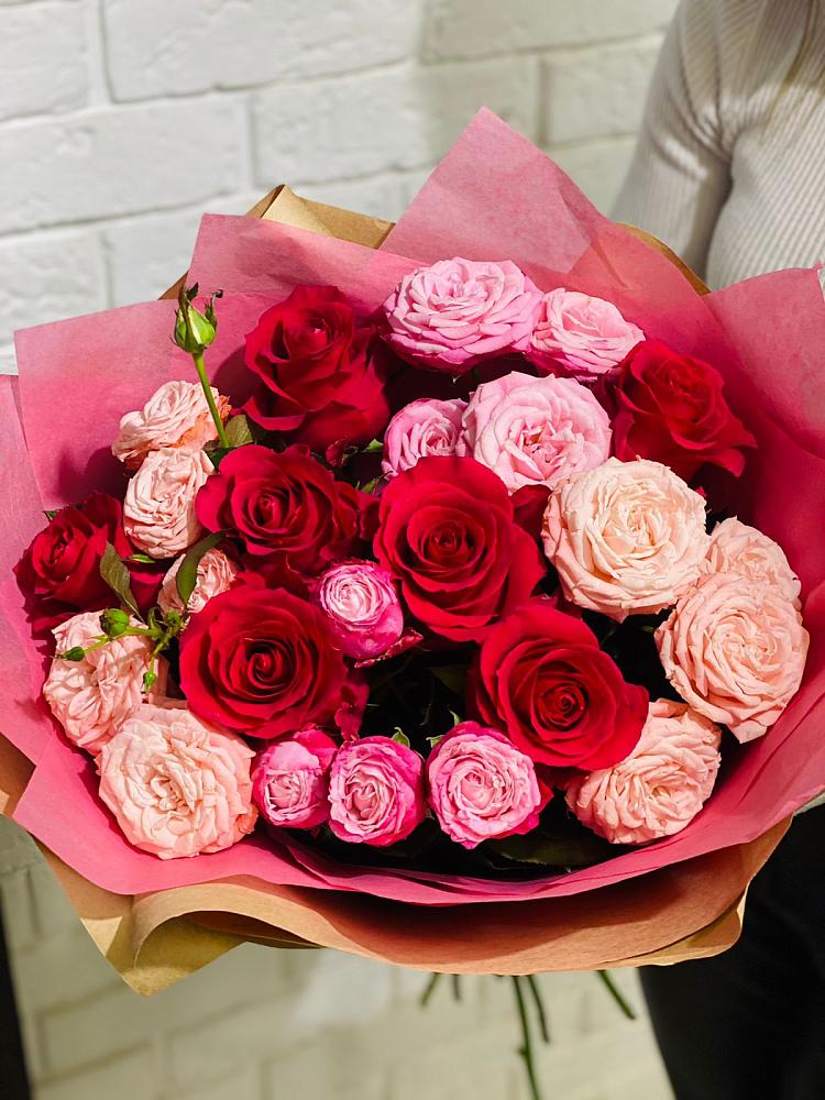 Букет цветов из: Розы в Кевсале