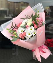 Букет цветов из:  Розы, Лизиантусы и Хризантемы в Кевсале