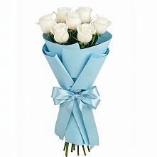 Букет 7 белых роз Проуд в Кевсале