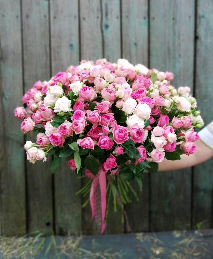 Букет Розовые кустовые розы Натали и Лав Лидия в Кевсале