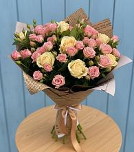 Букет цветов из:  Розы в Кевсале