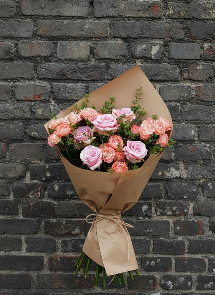 Букет цветов из: Розы в Кевсале