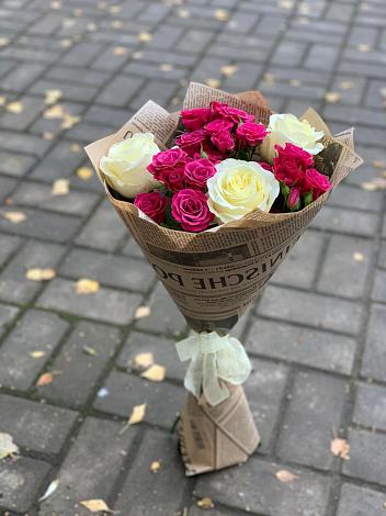 Букет цветов из: Розы в Кевсале