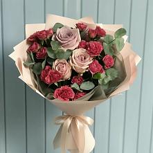 Букет цветов из:  Гвоздики и Розы в Кевсале