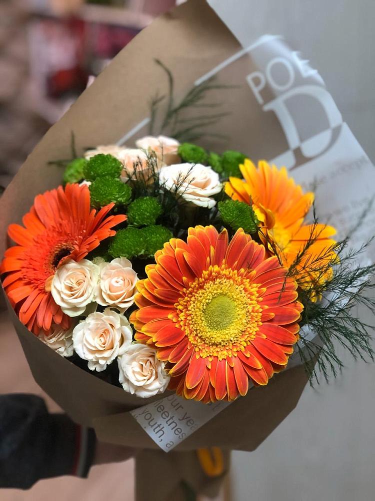 Букет цветов из: Герберы, Хризантемы и Розы в Кевсале