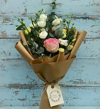 Букет цветов из:  Розы и Лизиантусы #REPLACE_PRED# Кевсале