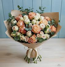 Букет цветов из:  Альстромерии и Розы в Кевсале
